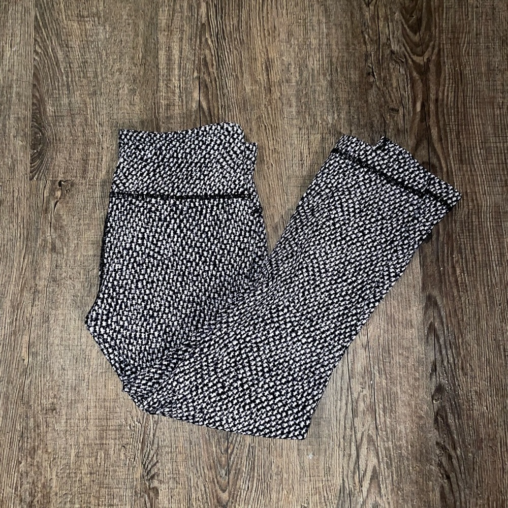lululemon crop leggings